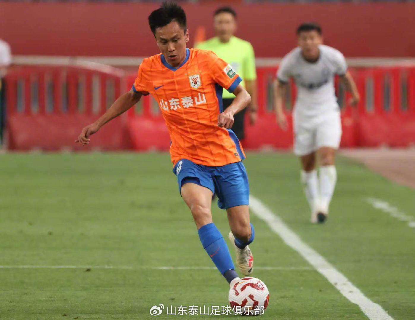 调整开始<strong></p>
<p>虚拟币分析</strong>！泰山官宣4人租借离队 夏窗期间已有7人告别