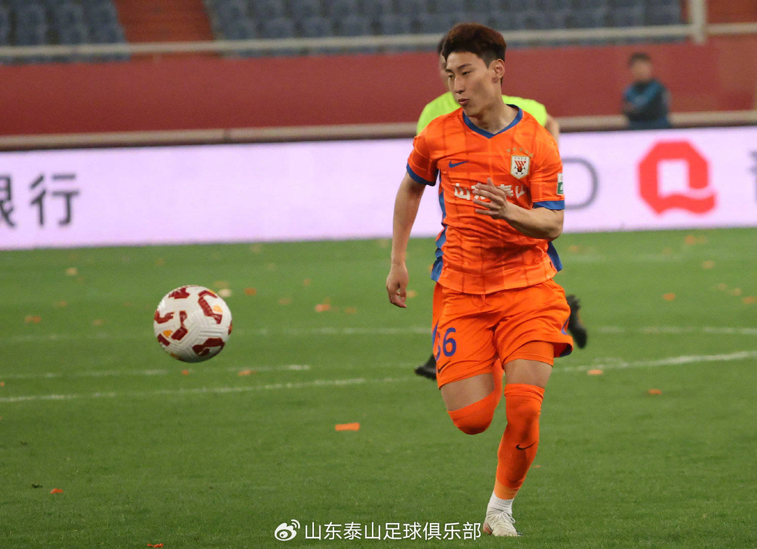 调整开始<strong></p>
<p>虚拟币分析</strong>！泰山官宣4人租借离队 夏窗期间已有7人告别