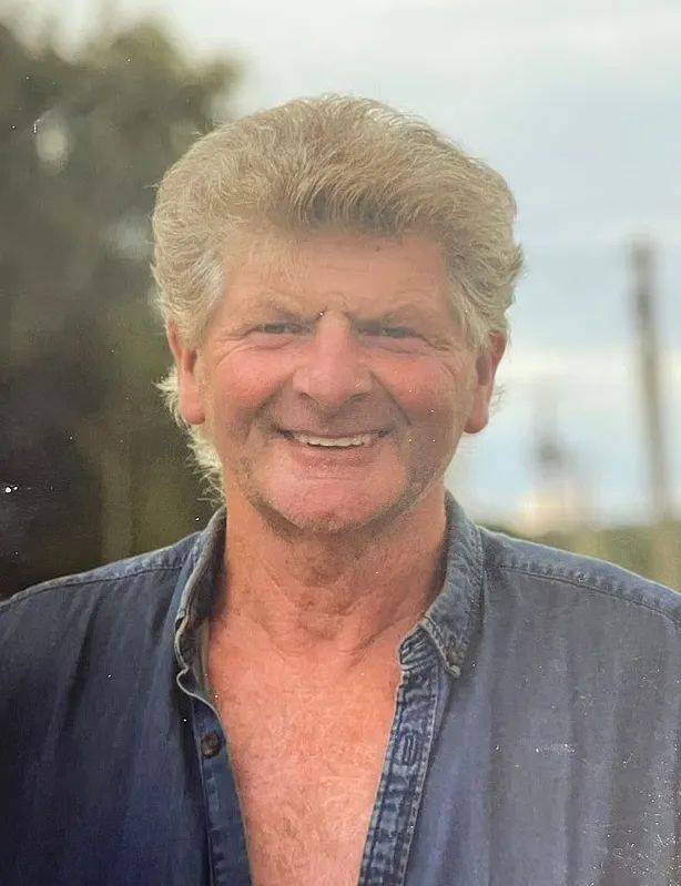 他在结婚第二天去世<strong></p>
<p>知乎虚拟币</strong>！女方或继承4600万遗产