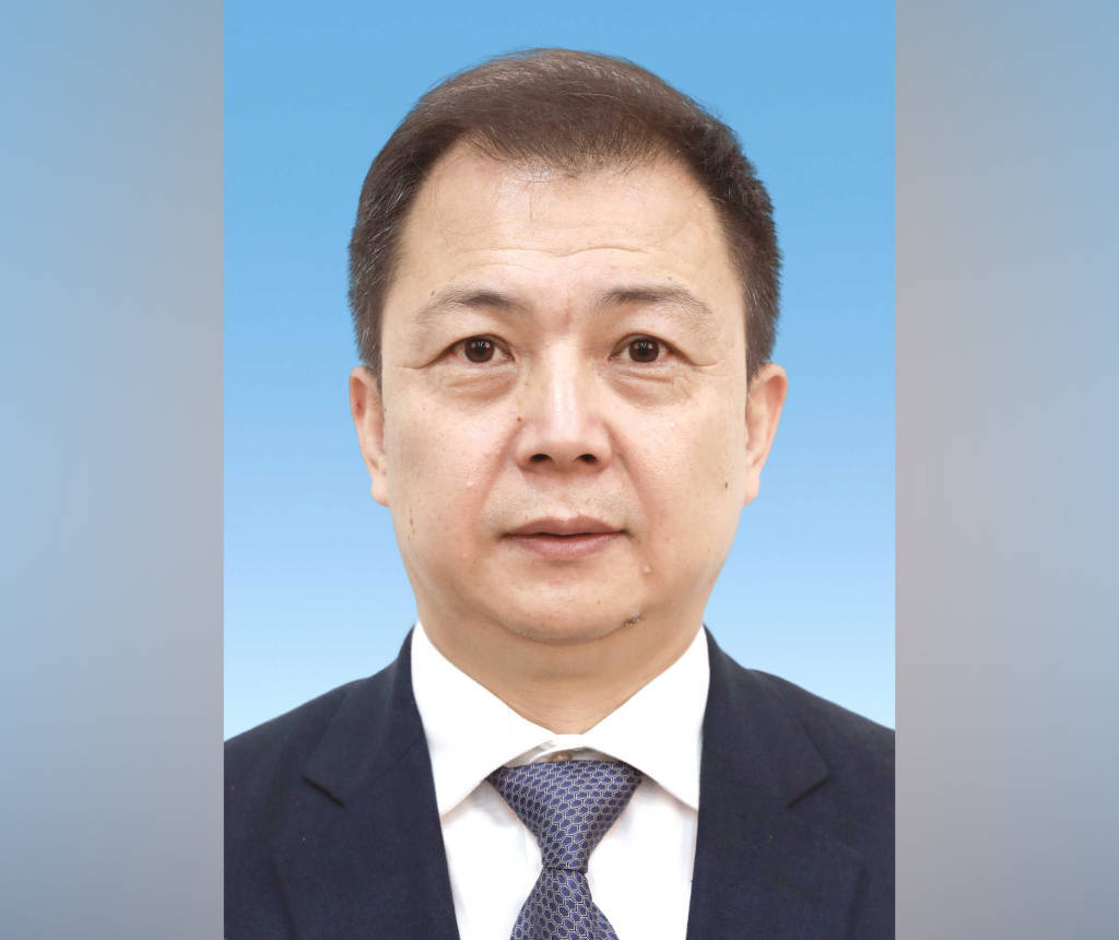 闫炳辰履新广西教育厅厅长<strong></p>
<p>知乎虚拟币</strong>，曾在教育部任职