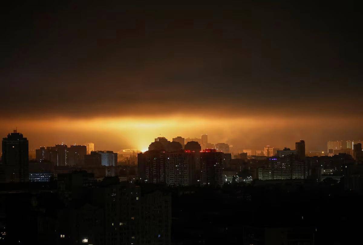 这一夜又创造历史<strong></p>
<p>虚拟货币比特币</strong>,乌克兰被炸出“小太阳”:俄军苏-35终于开炸