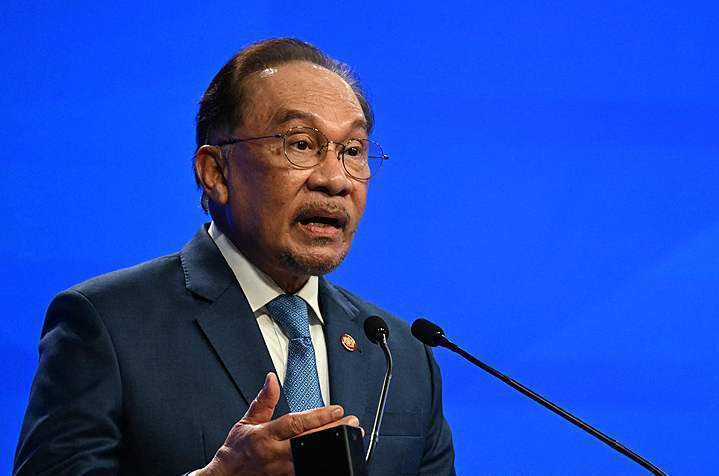 马来西亚总理:将与泰柬两国领导人会谈 希望双方停止冲突