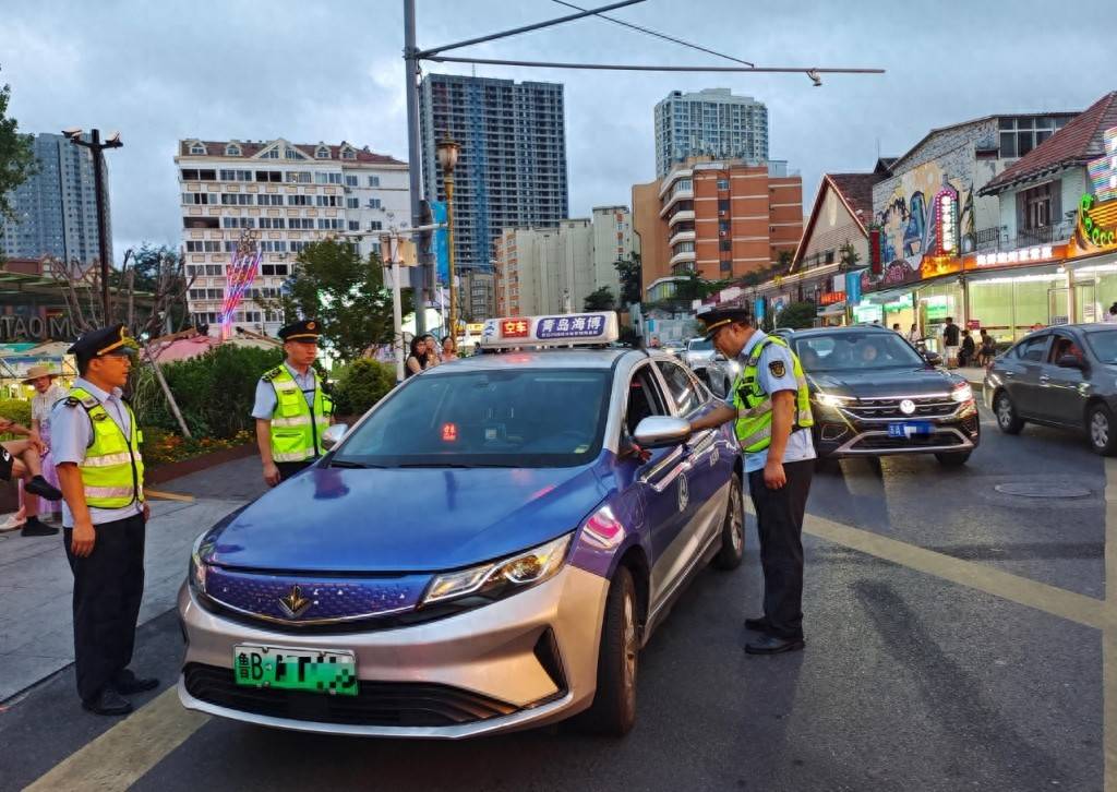 车不动计价器还在“跑”<strong></p>
<p>虚拟货币比特币</strong>，青岛一辆出租车安装“跑得快”被查处