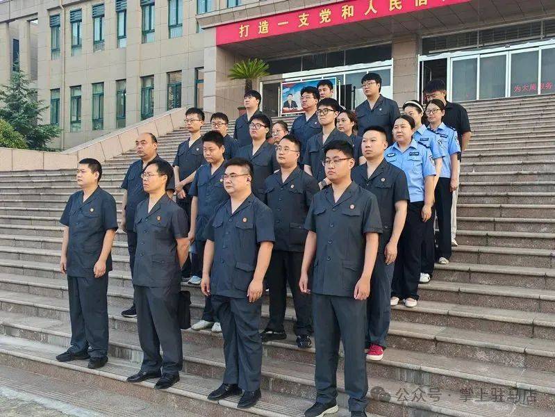 现场画面曝光！河南驻马店出动多名干警<strong></p>
<p>MBI虚拟币</strong>，多人被带走！