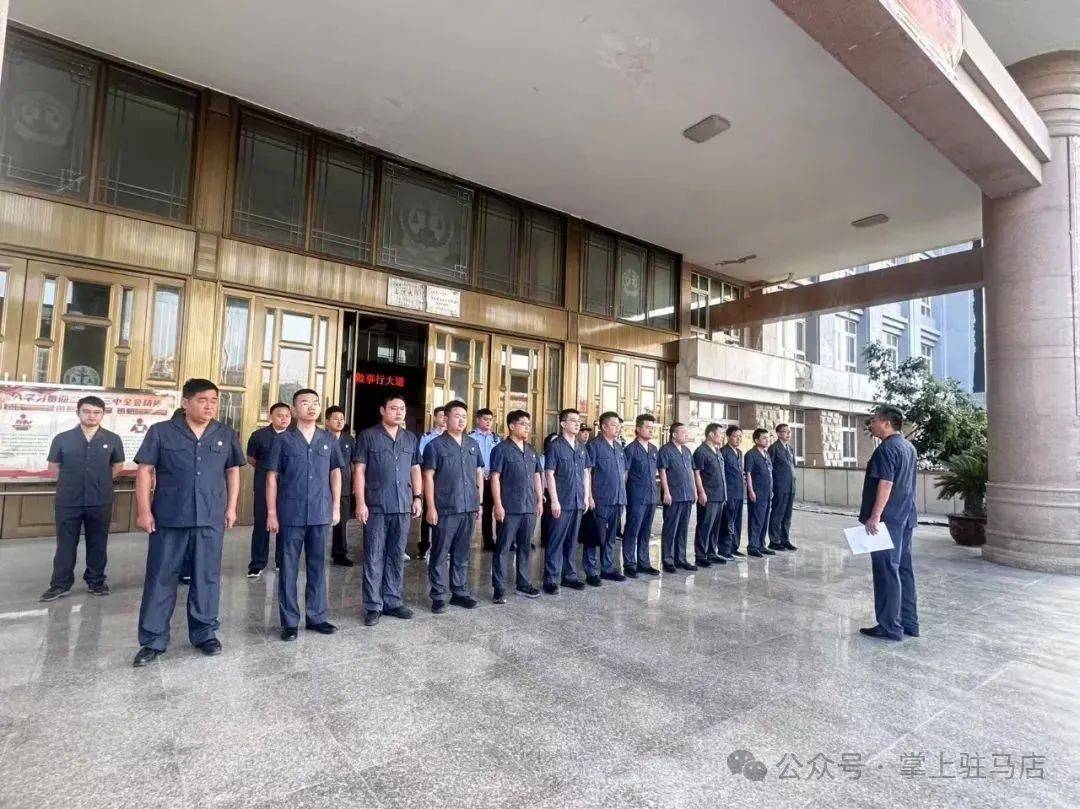 现场画面曝光！河南驻马店出动多名干警<strong></p>
<p>MBI虚拟币</strong>，多人被带走！