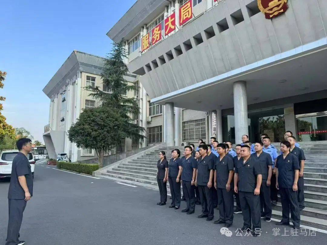 现场画面曝光！河南驻马店出动多名干警<strong></p>
<p>MBI虚拟币</strong>，多人被带走！