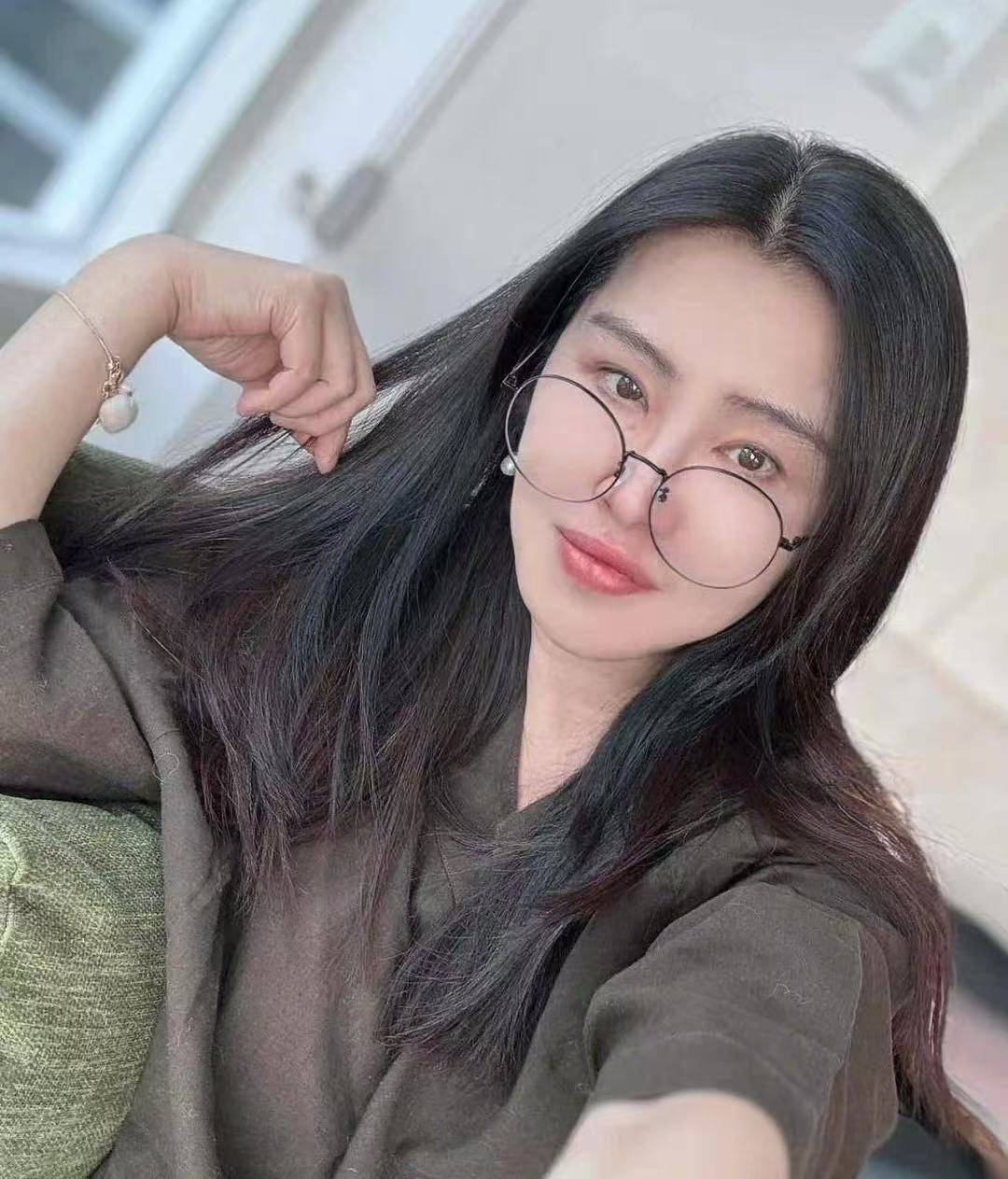 从“白幼瘦”到“气血感”<strong></p>
<p>百川币虚拟币</strong>，审美标准终于“健康”了？