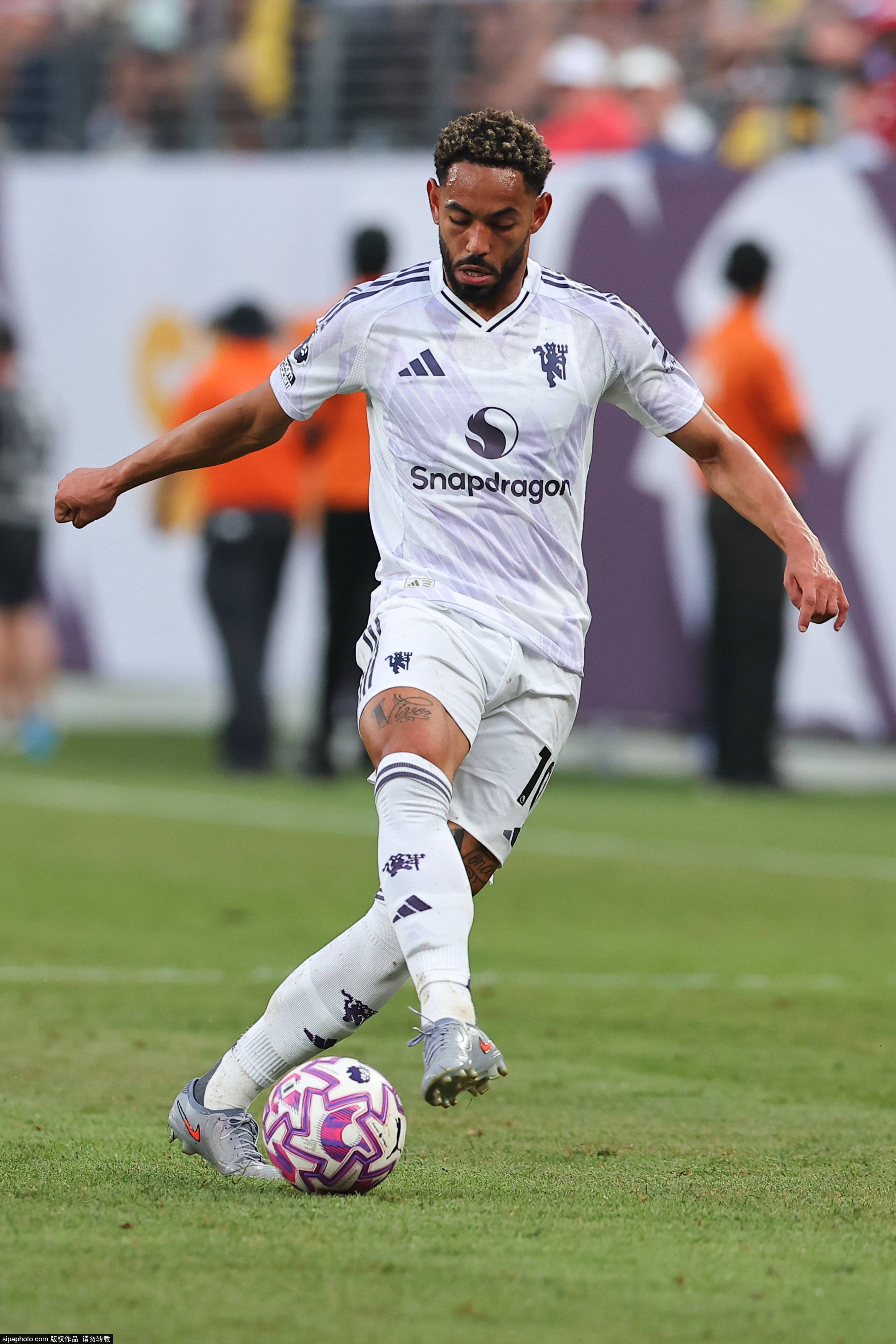 曼联中场新星科比·梅努：18岁天才再现突破<strong></p>
<p>虚拟币赚钱么</strong>，未来可期