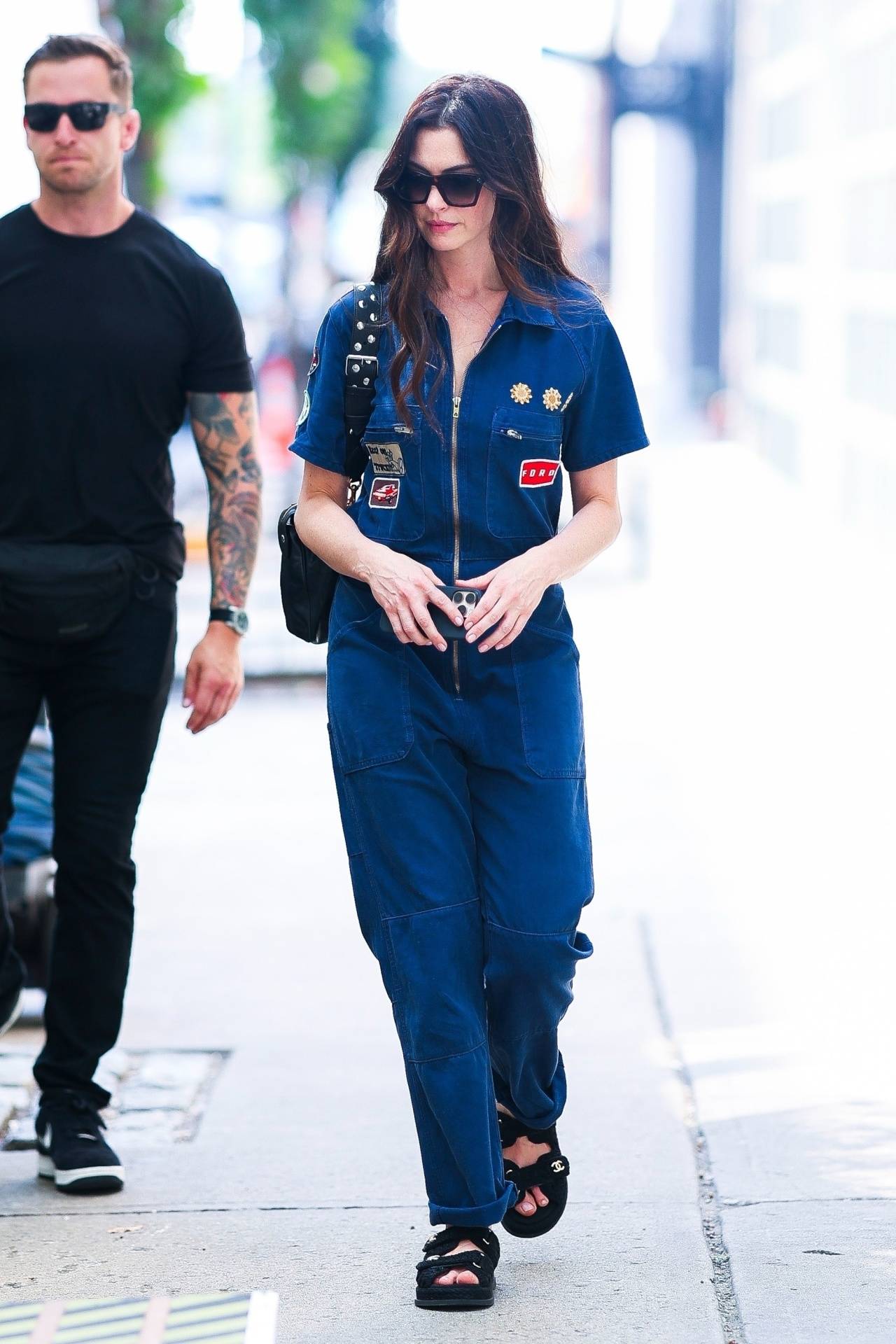 《穿PRADA的女王2》审美降级<strong></p>
<p>虚拟币赚钱么</strong>，顶级时装穿成H&amp;M？