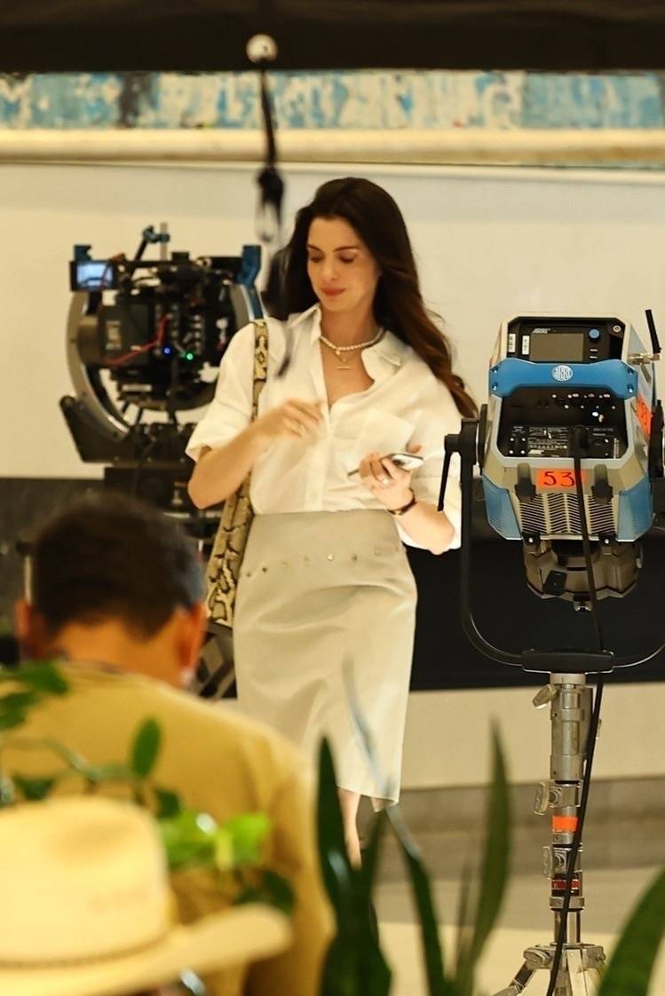 《穿PRADA的女王2》审美降级<strong></p>
<p>虚拟币赚钱么</strong>，顶级时装穿成H&amp;M？