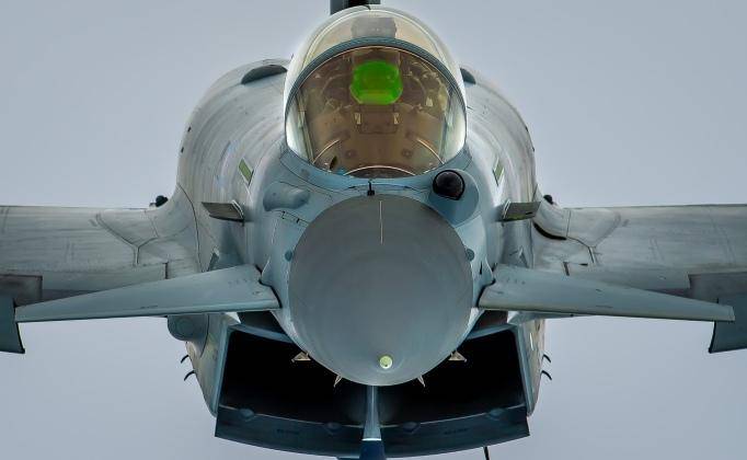 买不到F-35<strong></p>
<p>日本</strong>,不愿意买枭龙,不敢买歼-10,土耳其只能买台风了?