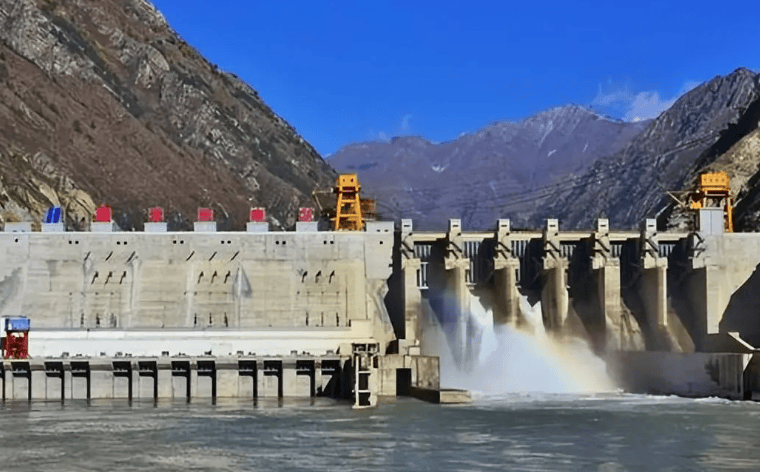 不自量力！西藏大坝刚动工<strong></p>
<p>日本</strong>，印度人口嗨：占领西藏，为我所用？