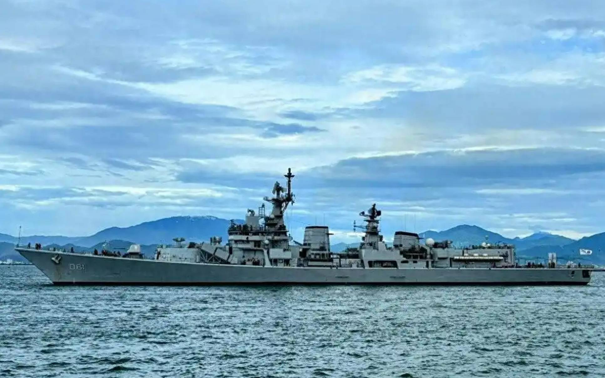 印度开始了！四艘主力舰潜入南海<strong></p>
<p>虚拟币Steam</strong>，黄岩岛搅局，毫不掩饰对华敌意