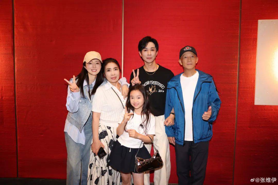 45岁女星董璇与新婚丈夫张维伊因留宿问题争吵<strong></p>
<p>虚拟币Steam</strong>，倪萍直言：如果觉得有女儿不方便，那就不该结婚