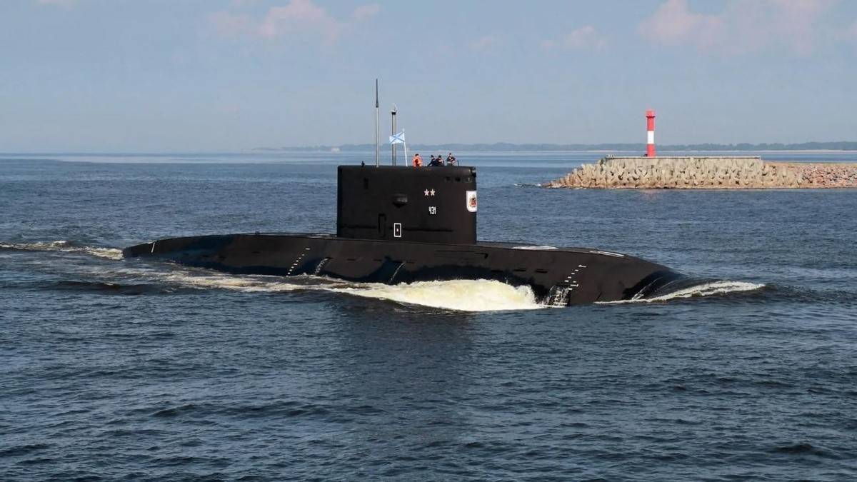 就离谱!中国“基洛”服役20年回娘家<strong></p>
<p>迪士尼</strong>,遇到刚入列的新“基洛”?