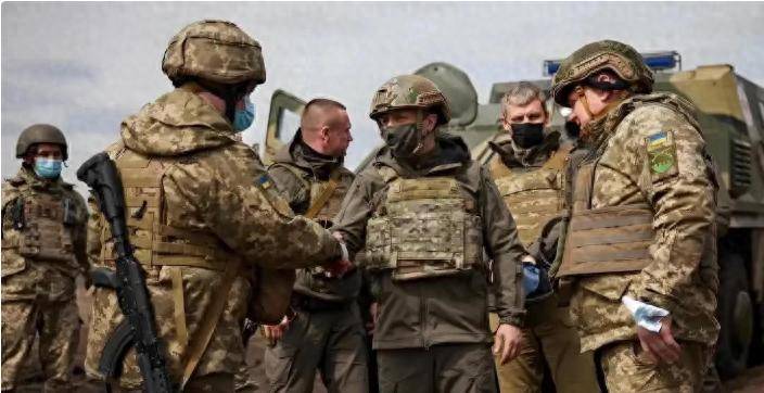 乌军总司令称库尔斯克战役大捷<strong></p>
<p>单休</strong>，击毙4000朝鲜士兵；俄方反驳：全靠雇佣兵撑场子