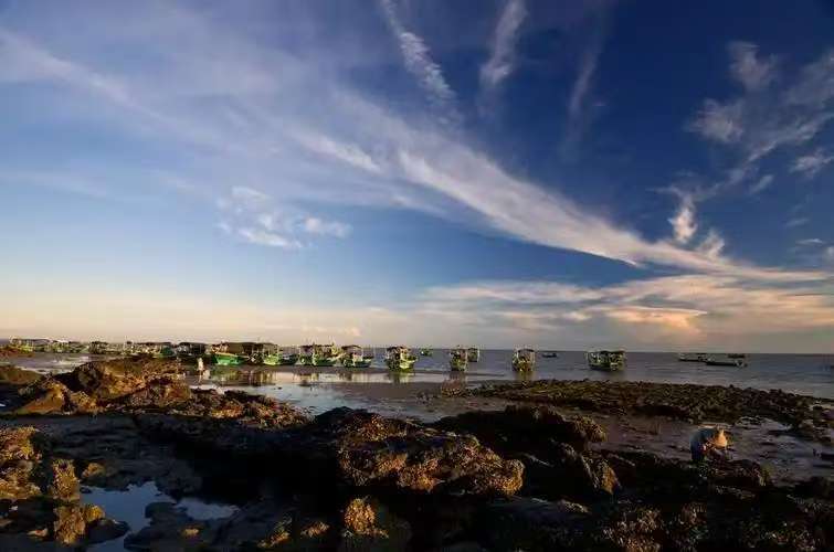 马科斯没想到！上万艘中国渔船出港<strong></p>
<p>单休</strong>，要给菲律宾点颜色，场景十分震撼