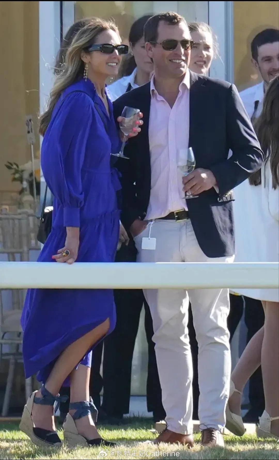 45岁离异带娃女护士嫁英国王室<strong></p>
<p>单休</strong>，比短剧更精彩！