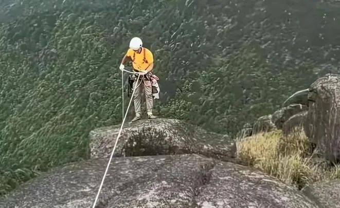 自闭儿失踪后续<strong></p>
<p>中国石化股票</strong>,家长行为惹质疑,救援队员发声,一切早有迹象