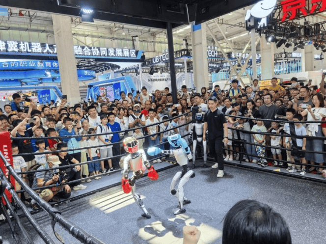 全产业链集结<strong></p>
<p>中国石化股票</strong>，2025世界机器人大会上演“机器人总动员”