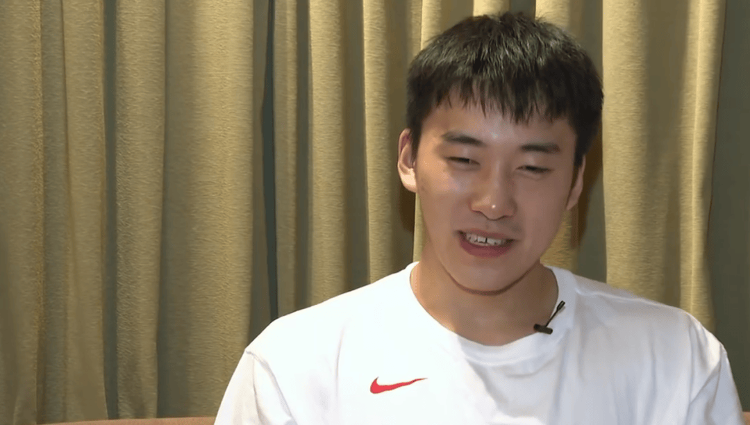 王俊杰入选男篮亚洲杯最佳阵容<strong></p>
<p>利亚德股票</strong>，回应“最强暑假工”称号，郭士强：目标是奥运入场券