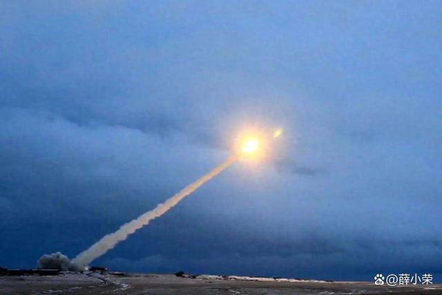 普京甩出2个下马威<strong></p>
<p>利亚德股票</strong>,红军城迎来决战时刻,俄军单日突破15公里!