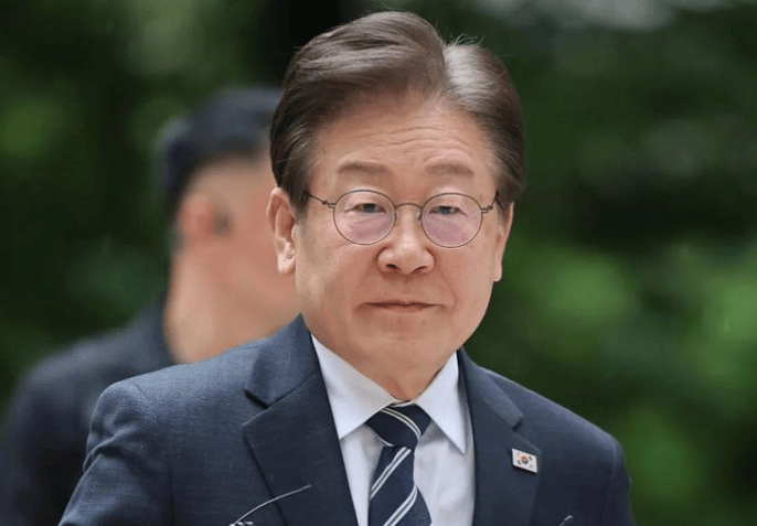 关键时刻！多国一把手将出席九三阅兵<strong></p>
<p>上海莱士股票</strong>，特朗普有特殊安排，李在明派人来访华