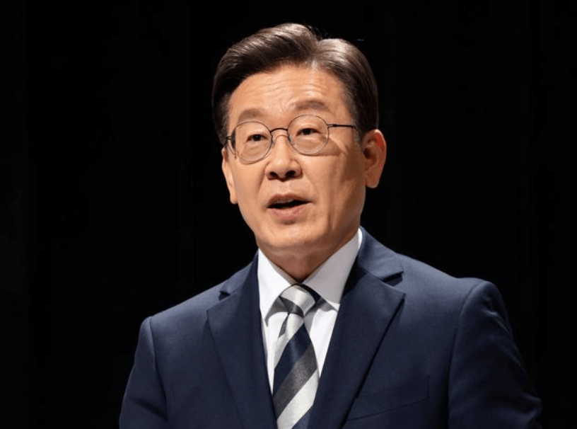 关键时刻！多国一把手将出席九三阅兵<strong></p>
<p>上海莱士股票</strong>，特朗普有特殊安排，李在明派人来访华