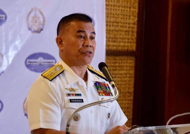 看见中国拖船到场<strong></p>
<p>股票市值</strong>,菲律宾又划新红线,不许中方登上“坐滩”军舰