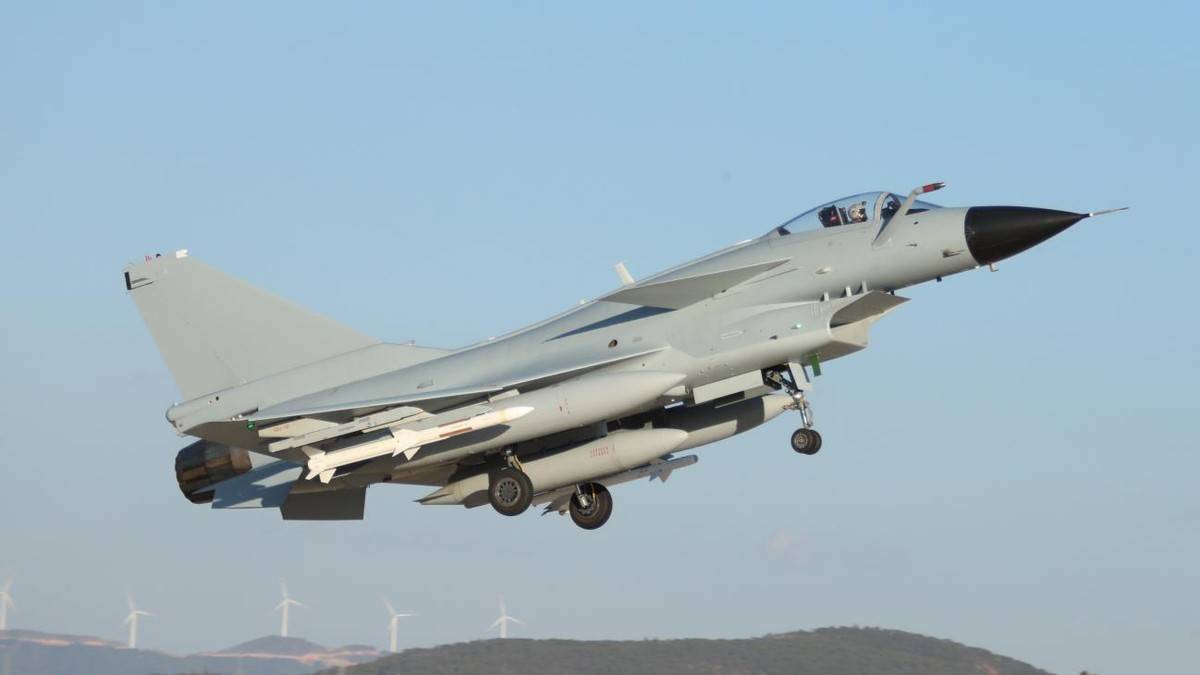 外媒：中国空军战斗机减少500架<strong></p>
<p>中国中免股票</strong>，这一举动却让战斗力跃升至全球第二！原因何在？