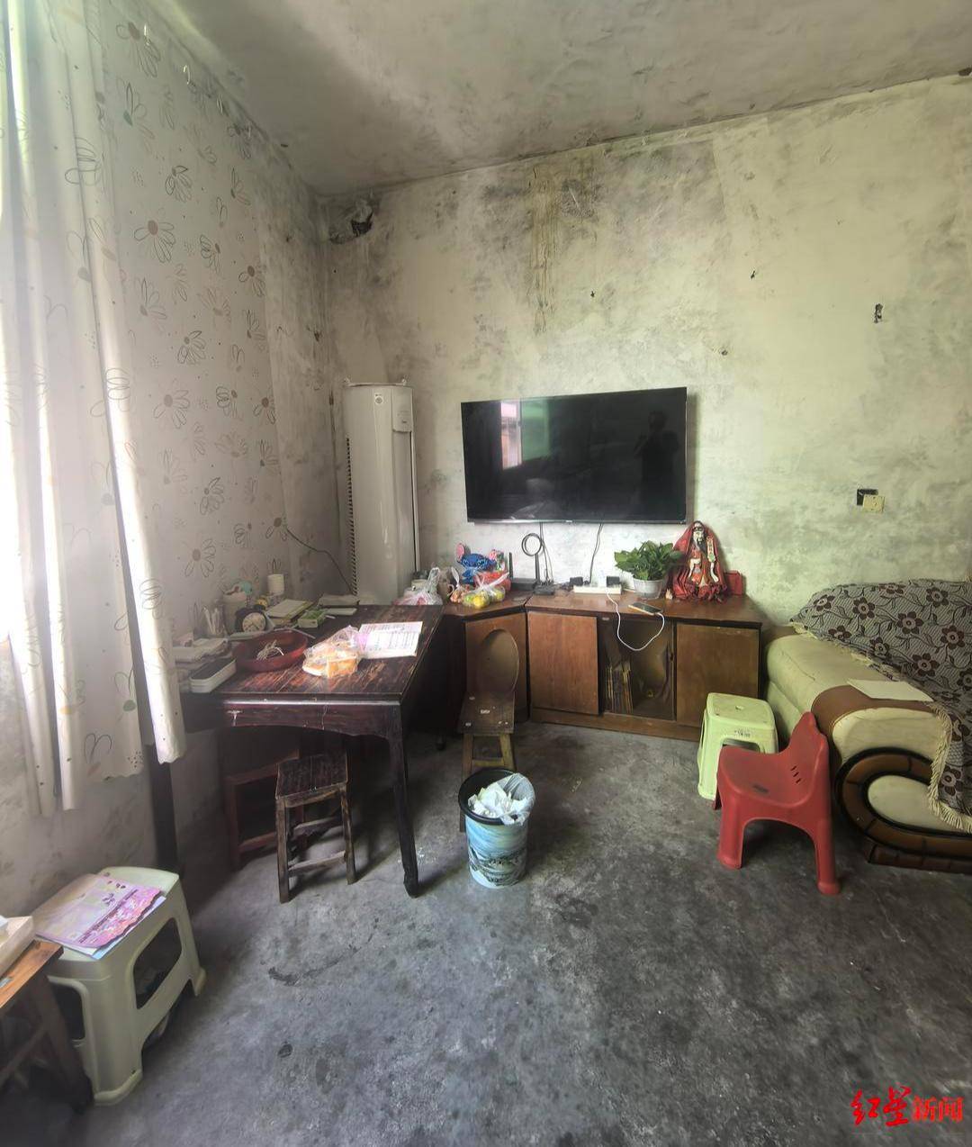 12年前“带父乞讨”女孩考上大学：毕业想回家乡当老师<strong></p>
<p>中国中免股票</strong>，帮助山区孩子走出大山