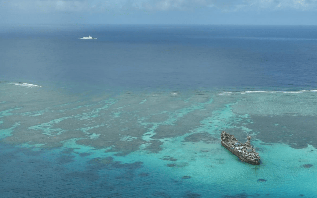 30小时无法前进一步<strong></p>
<p>中国中免股票</strong>,菲军终于撤退,“马德雷山”号断粮倒计时