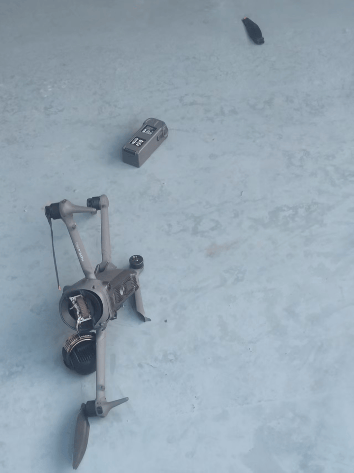 上海环球金融中心楼顶无人机对撞！对话管理方：9年已坠95架<strong></p>
<p>中国中免股票</strong>，楼顶“风洞”成黑飞重灾区！