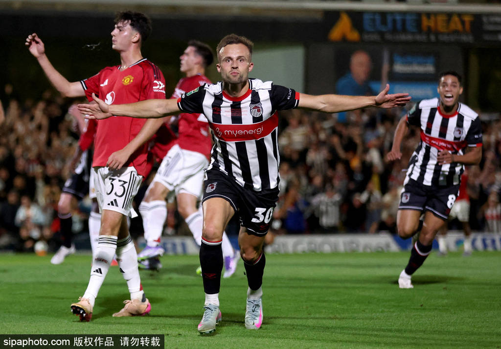 耻辱出局<strong></p>
<p>中国中免股票</strong>！联赛杯-曼联点球战总分13-14英乙队 止步次轮