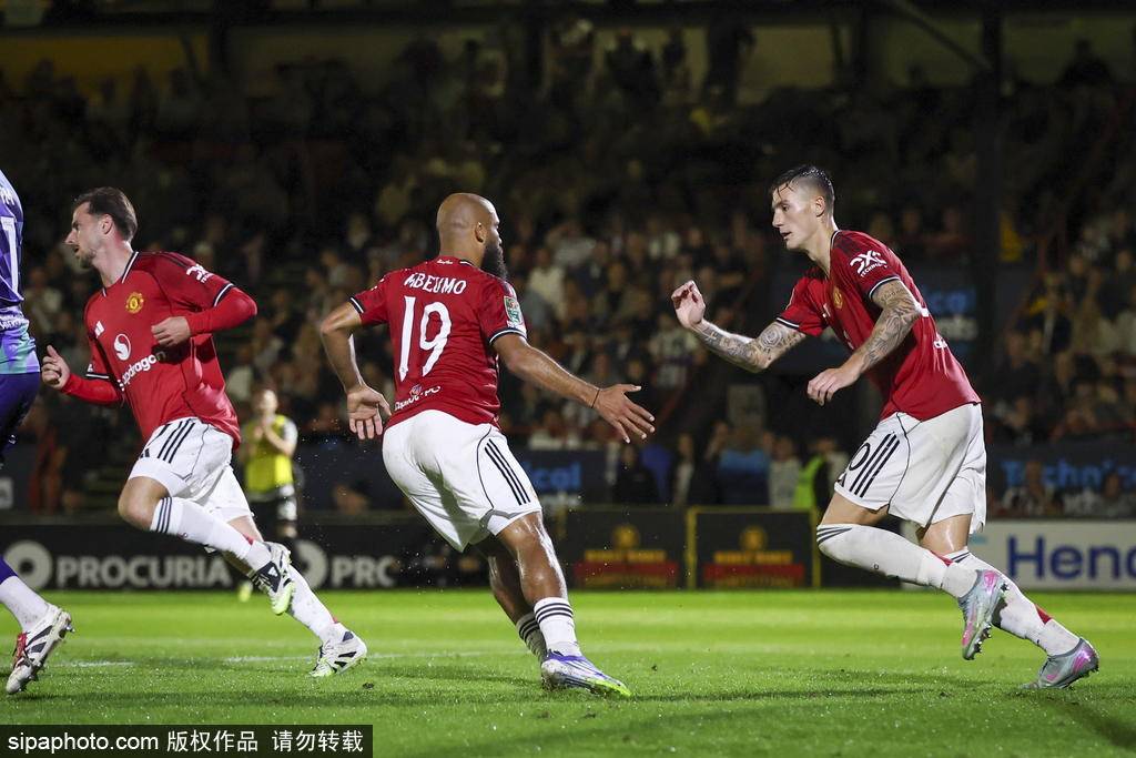 耻辱出局<strong></p>
<p>中国中免股票</strong>！联赛杯-曼联点球战总分13-14英乙队 止步次轮