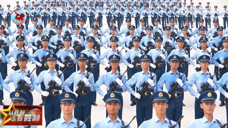 九三阅兵倒计时5天<strong></p>
<p>深康佳a股票</strong>！空中梯队多型新机将首次受阅 队员练就“米秒不差”