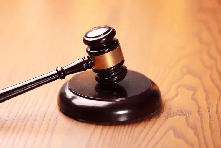 山西运城一对情侣吵架男友跳车身亡<strong></p>
<p>深康佳a股票</strong>，经调解后女子赔偿21.8万元