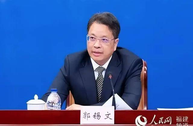 多地省委有关领导获新职！中候补兼任省委政法委书记<strong></p>
<p>长盈精密股票</strong>，省委常委任市委书记