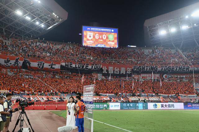 胖马识球丨复仇之夜+纪录之夜<strong></p>
<p>长盈精密股票</strong>,韩鹏让泰山找回强队感觉