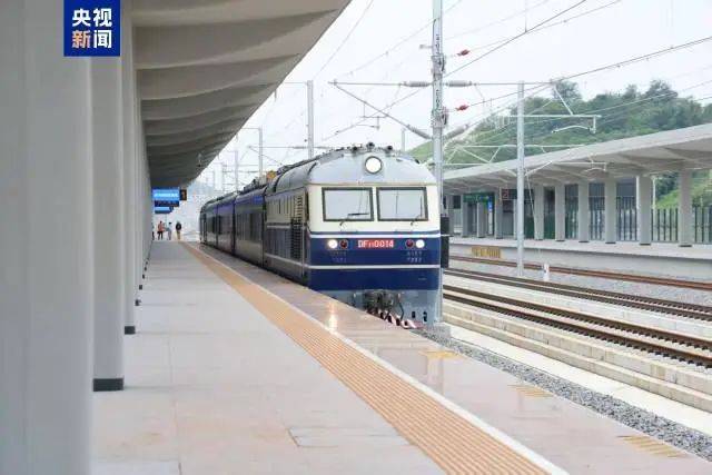 广湛高铁开始试跑<strong></p>
<p>长盈精密股票</strong>！计划年底通车！