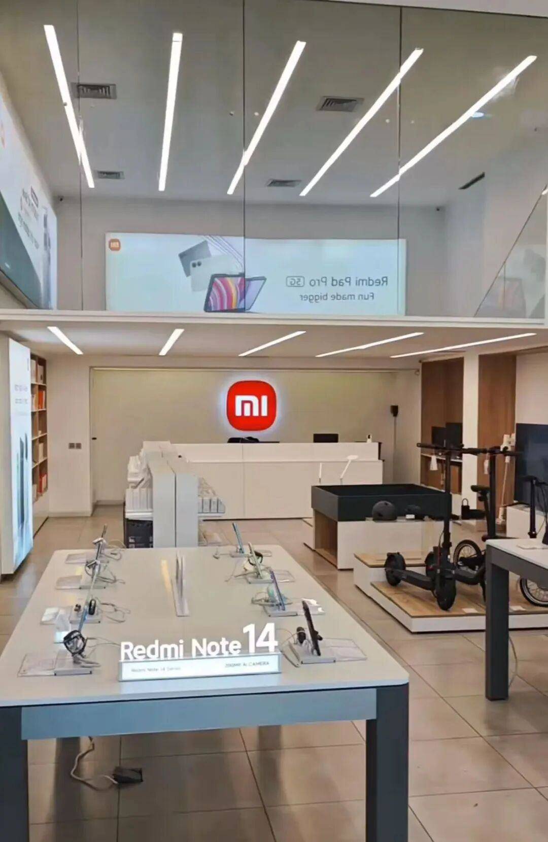 雷军又签任命通知<strong></p>
<p>长盈精密股票</strong>，目标非洲