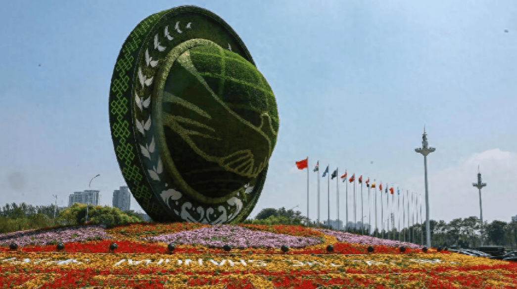 上合十国领导人全票通过<strong></p>
<p>美的集团股票</strong>，中国用《天津宣言》，给上合定下大势