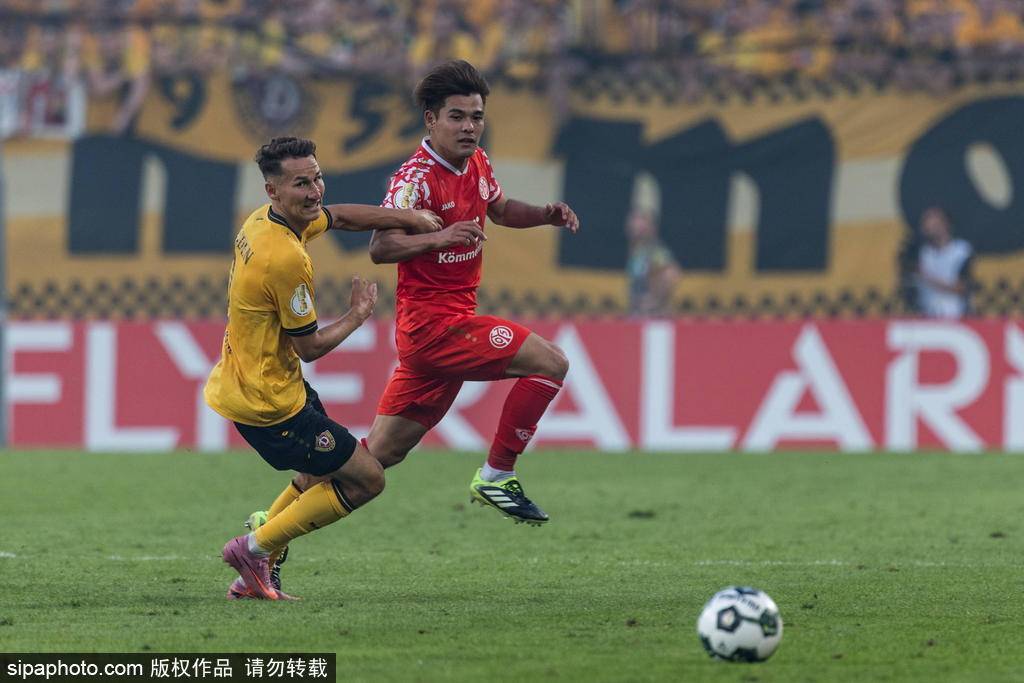 樊振东回应德甲首秀两连败<strong></p>
<p>美的集团股票</strong>，2500名观众见证拼搏起点！