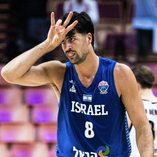 欧洲杯综述：字母伤停希腊输球 东契奇26+7夺下连胜