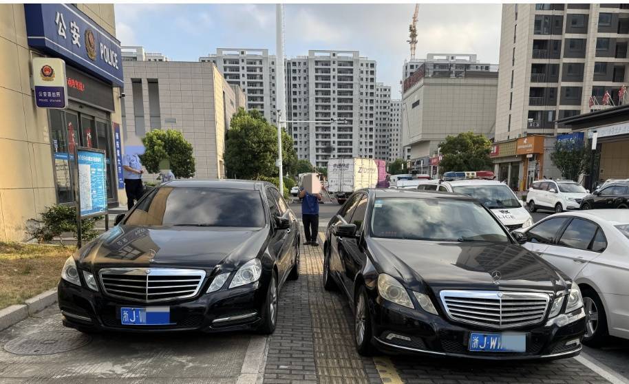 浙江街头惊现两辆“一模一样”的车!民警一查<strong></p>
<p>大唐电信股票</strong>,不简单,当场扣车