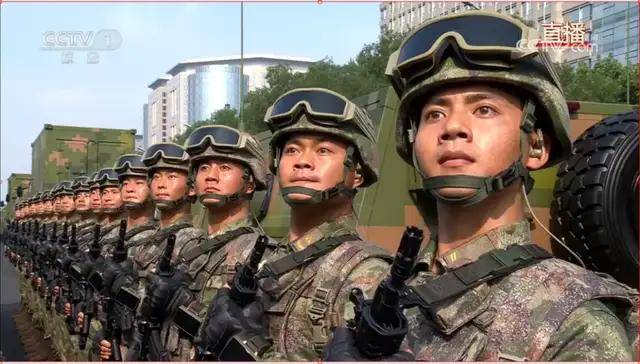 不装了<strong></p>
<p>大唐电信股票</strong>！一口气看完九三大阅兵武器装备！谁说我们一个也不认识？