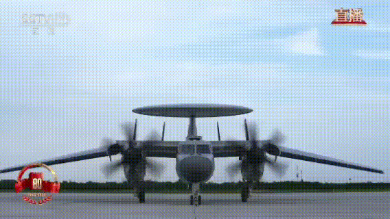 不装了<strong></p>
<p>大唐电信股票</strong>！一口气看完九三大阅兵武器装备！谁说我们一个也不认识？