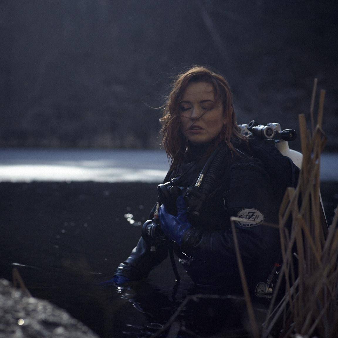 乌克兰女蛙人深潜80米<strong></p>
<p>大唐电信股票</strong>，在北约家门口，炸了北溪管道，遭德国通缉