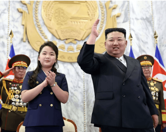金正恩女儿首登国际舞台<strong></p>
<p>深圳华强股票</strong>，引爆接班传闻！英国首相被架空，工党内斗成全武行…