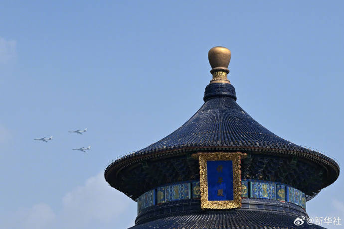 金灿荣：阅兵式上让<strong></p>
<p>深圳华强股票</strong>我大受震撼的五件大杀器